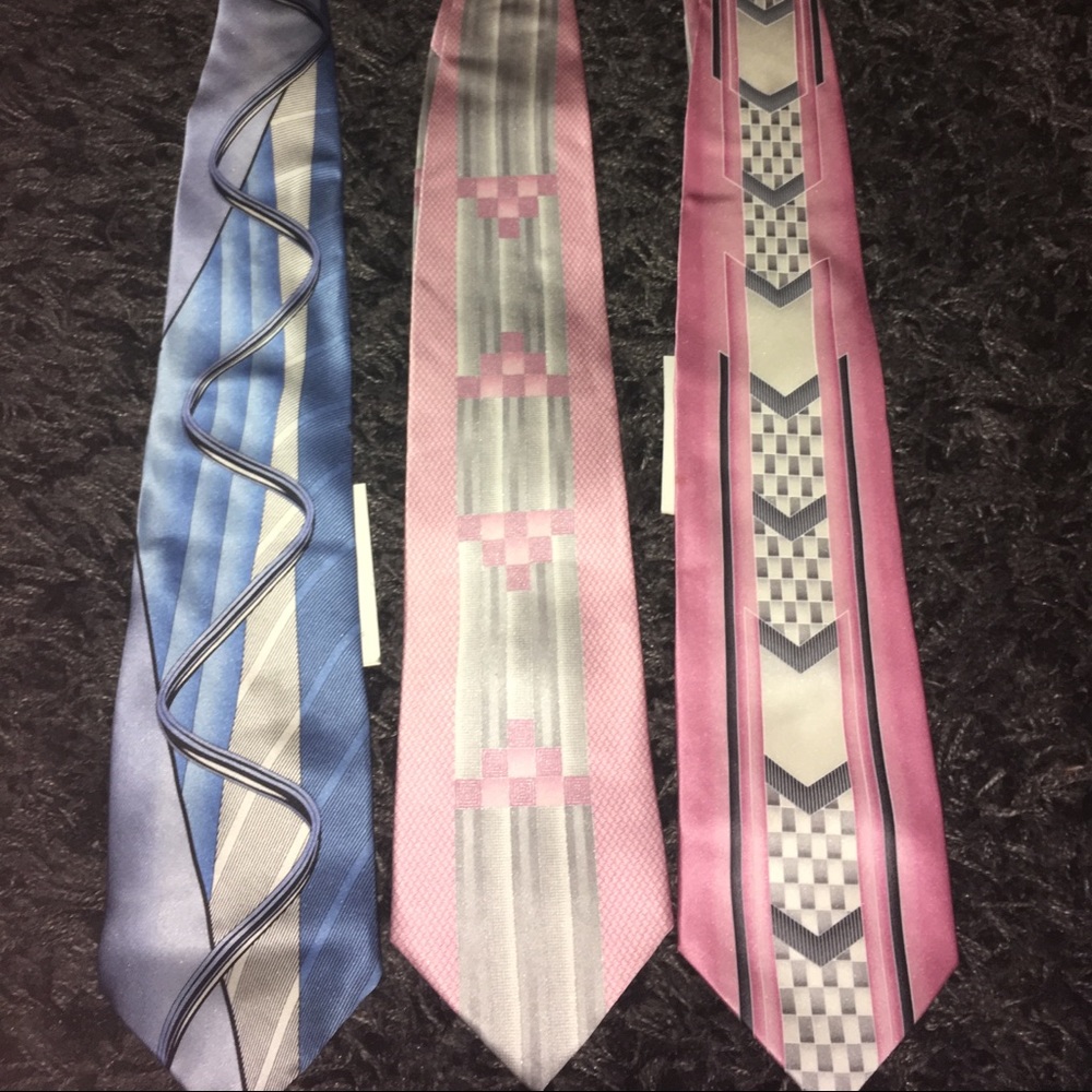 Men’s ties with hanky NWT